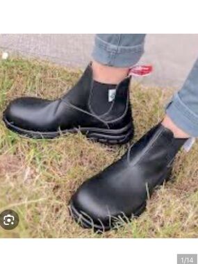 NWOT WILLOW Walk Black Maddy Work Canada Made Boots Size 5.5E